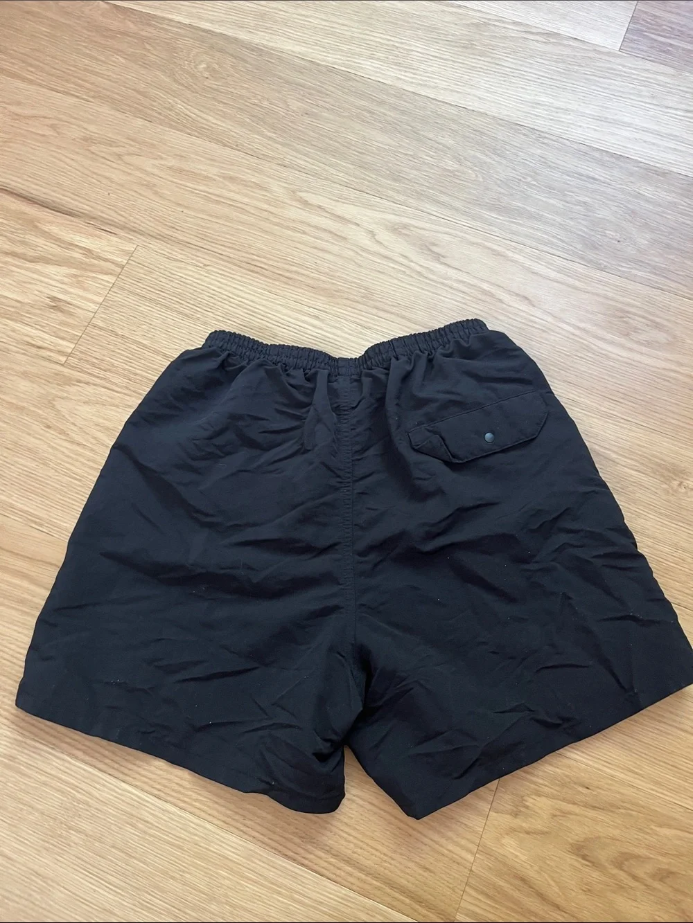 Patagonia Men’s 5’ Black Baggies size XS